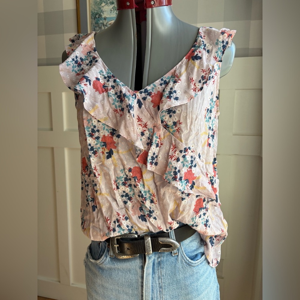 Velvet by Graham & Spencer Floral Ruffle Blouse Size Medium Summer‎ Light